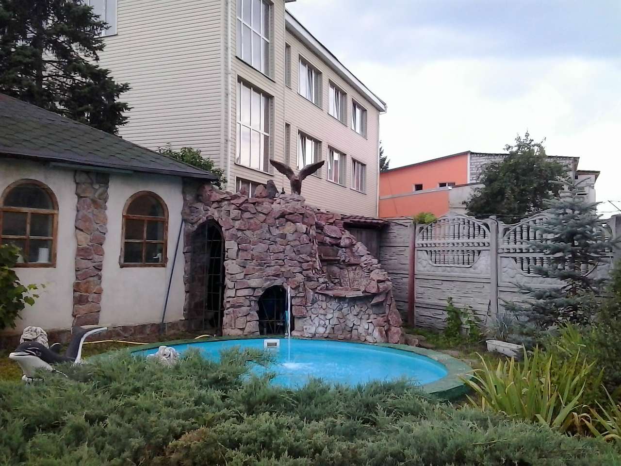 ВИСТАВКА-ПРОДАЖ 'УСЕ ДЛЯ БАСЕЙНІВ' - Стоянка