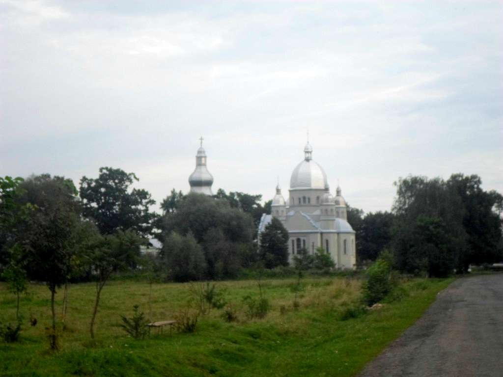 Церка Покрови УПЦКП - Нежухів