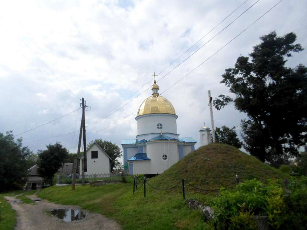 Церква Пресвятої Трійці  - Опильско
