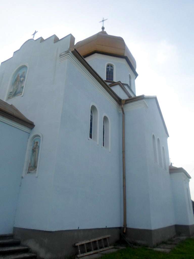 Храм св.первоверховних апостолів Петра і Павл - Ярушичі