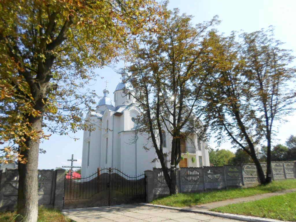 Культові споруди - Новый Роздол