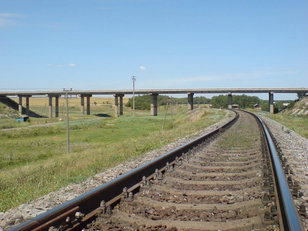Луначарське з panoramio.com - Азовское