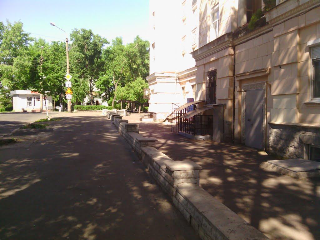 Луначарське з panoramio.com - Азовское