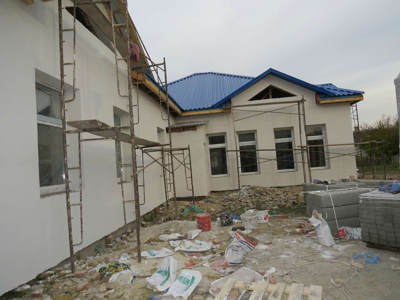 КУРОЗВАНИ. Будівництво дитсадка. Осінь 2013 - Kurozvany