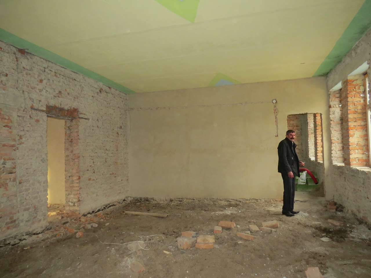 КУРОЗВАНИ. Будівництво дитсадка. Осінь 2013 - Kurozvany