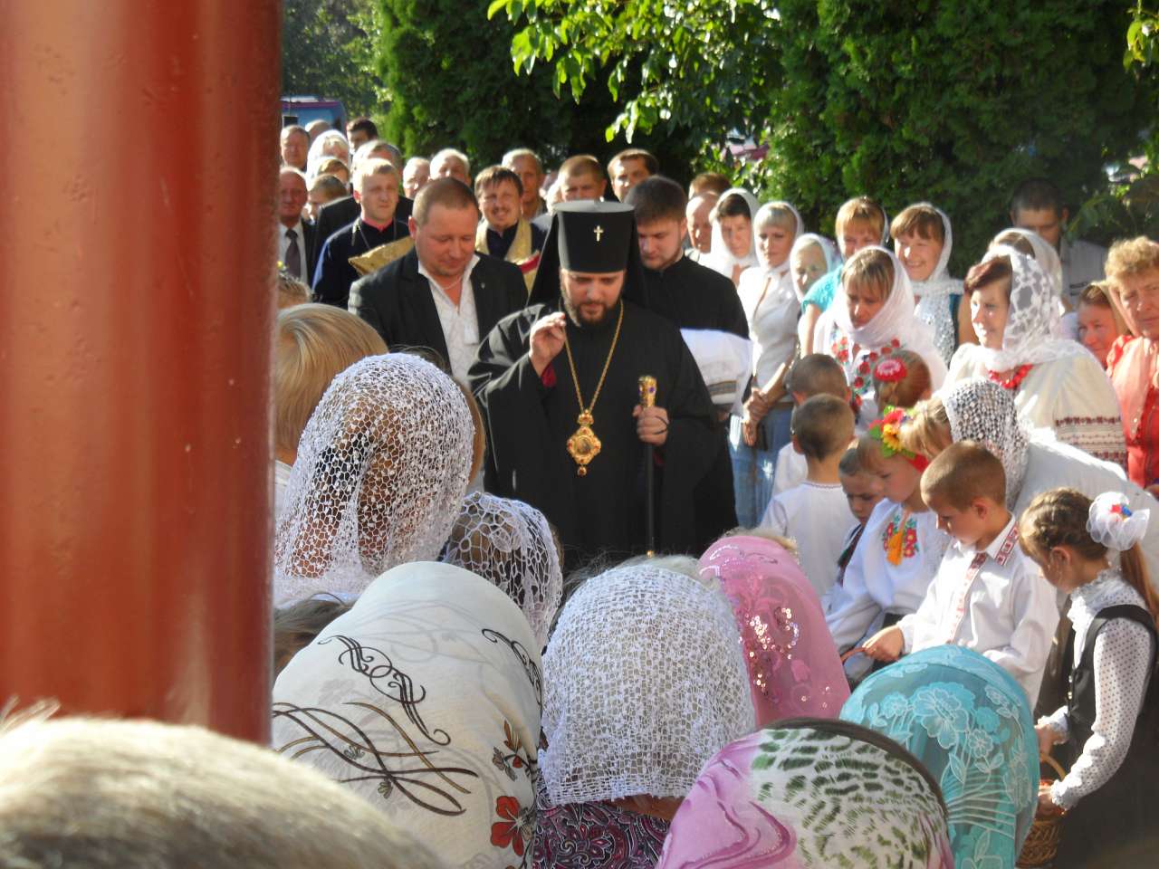 Перехід храму з УПЦ МП в УПЦ КП - Rachyn