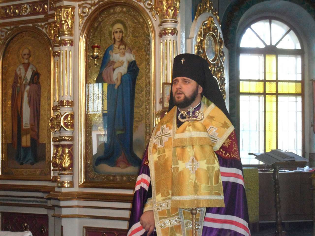 Перехід храму з УПЦ МП в УПЦ КП - Рачин