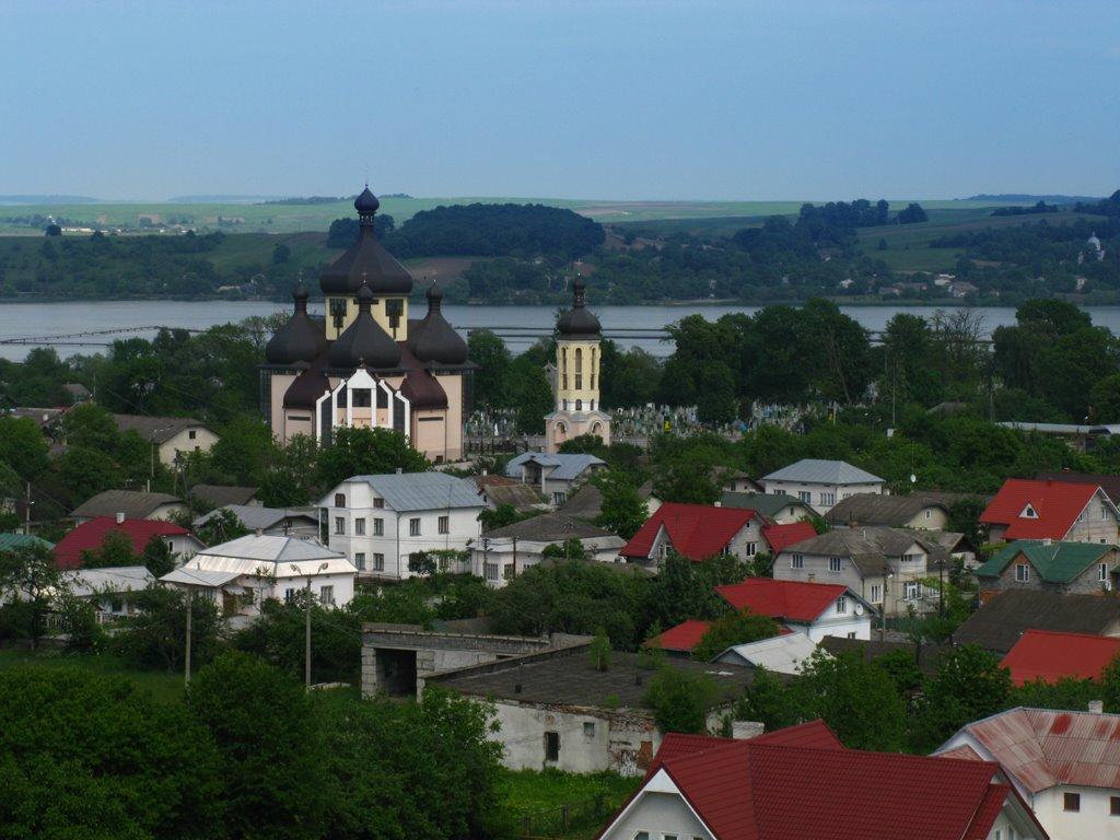 Бурштин з panoramio.com - Burshtyn