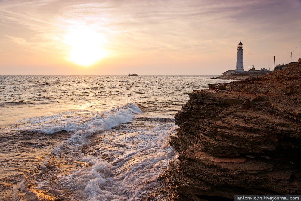 Маяк з panoramio.com - Маяк