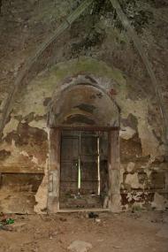 ЗРУЙНОВАНИЙ КОСТЕЛ