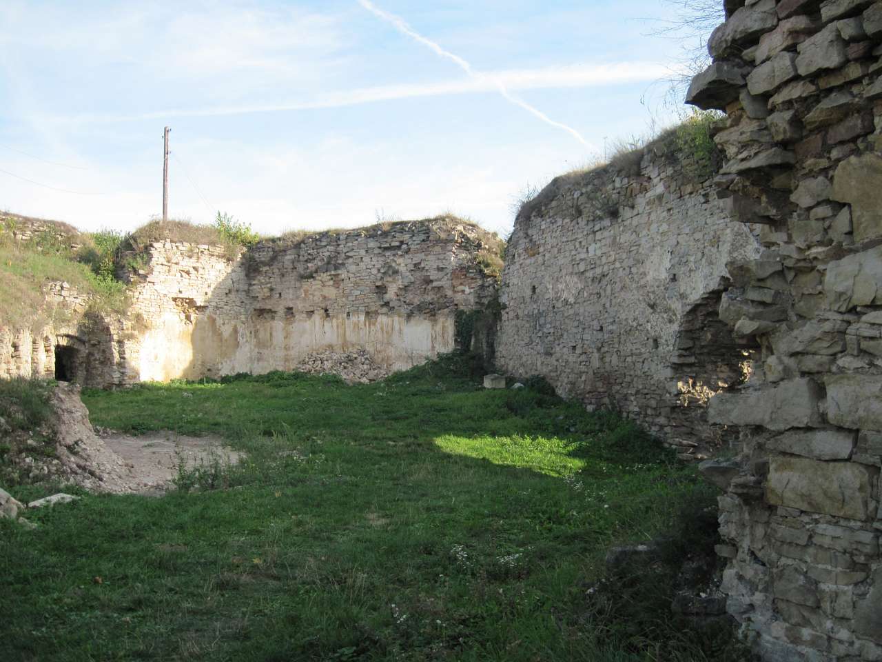 РУЇНИ ФОРТЕЦІ - Язловець