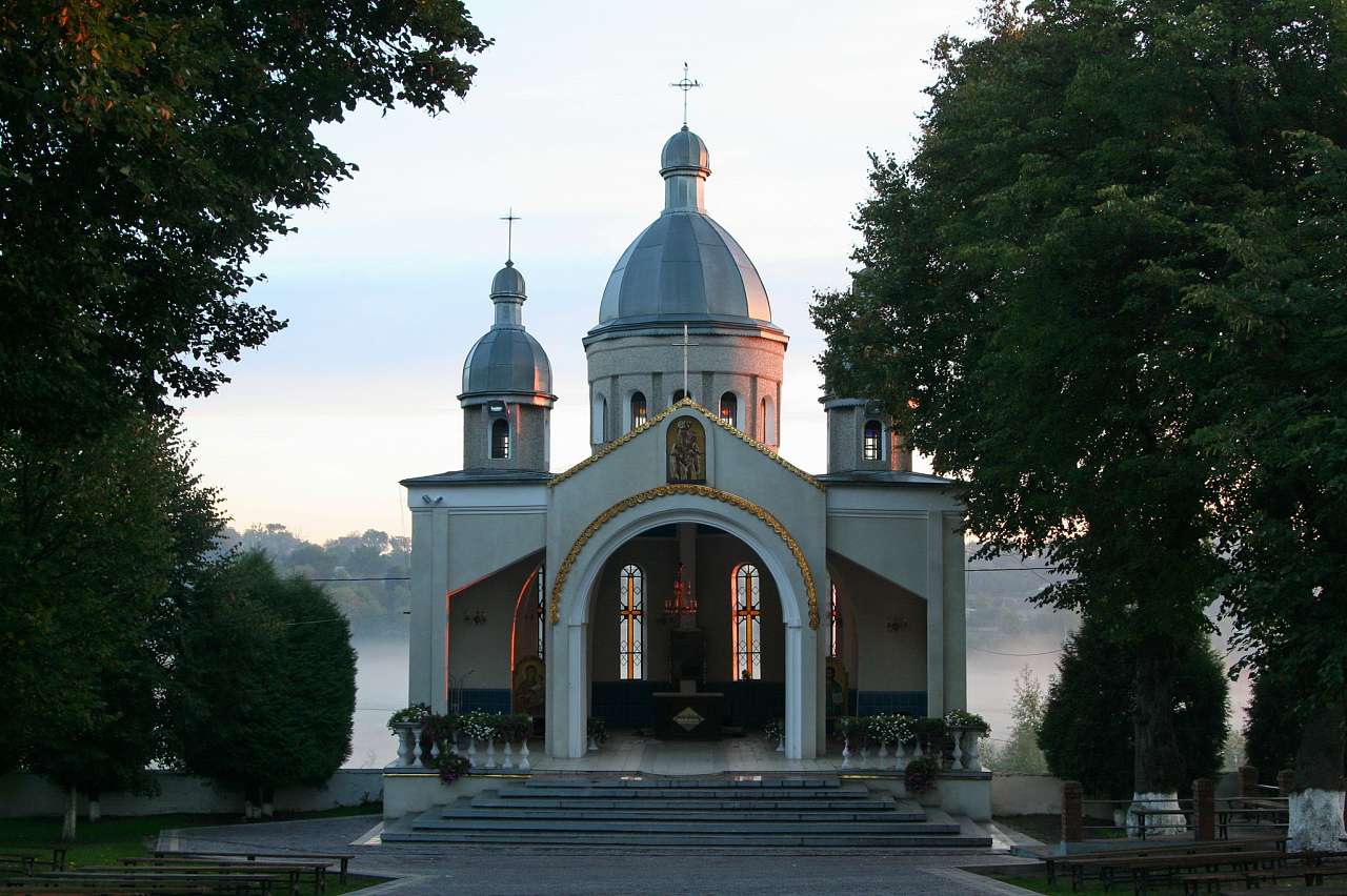 ЗАРВАНИЦЯ - СВЯТА ЗЕМЛЯ - Zarvanytsya