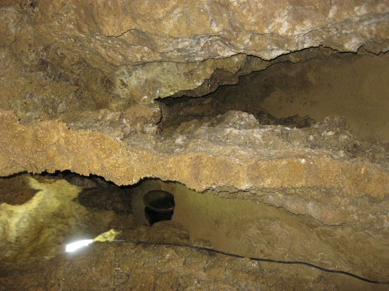 ПЕЧЕРА КРИШТАЛЕВА - Кривче