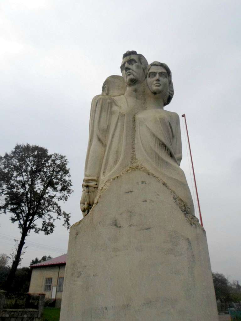 монумент Володимиру Тимчію-Лопатинському - Грабовець