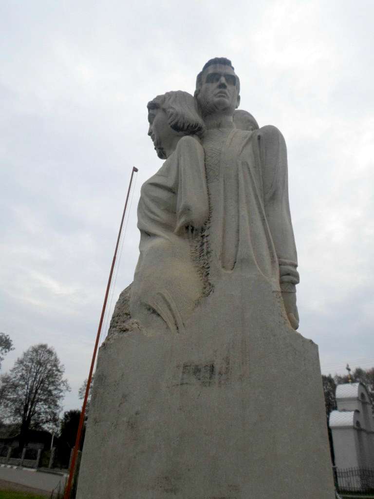 монумент Володимиру Тимчію-Лопатинському - Грабовець