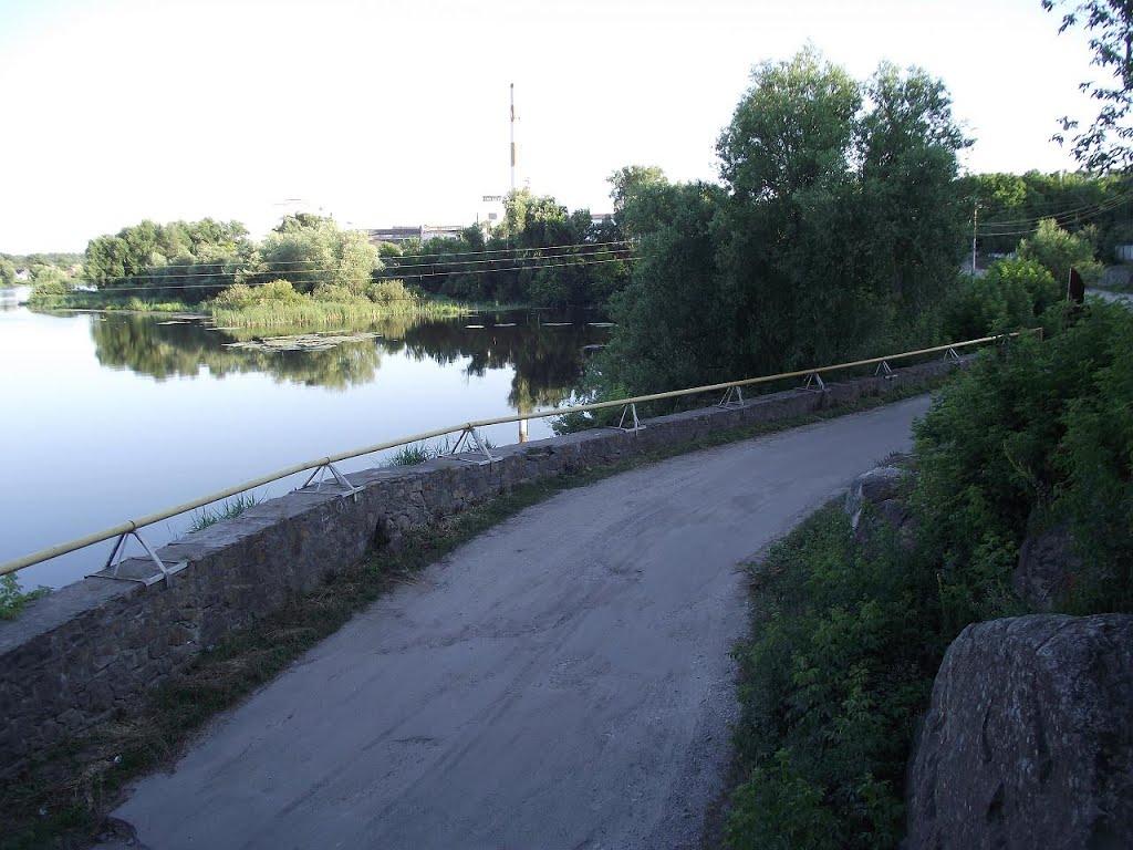 Городище-Пустоварівське з panoramio.com - Городище-Пустоваровское