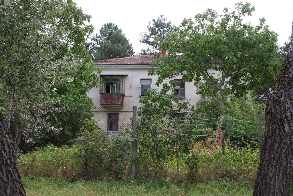 Научний з panoramio.com - Научний