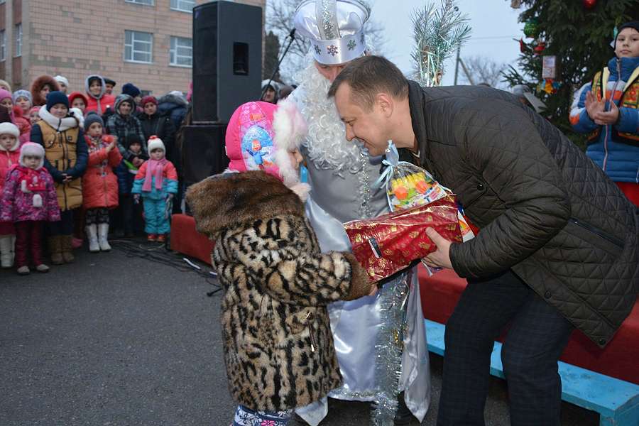 Відкриття головної ялинки-2015, 2018 - Шпола