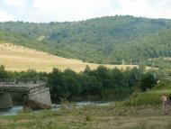 Зруйнований міст