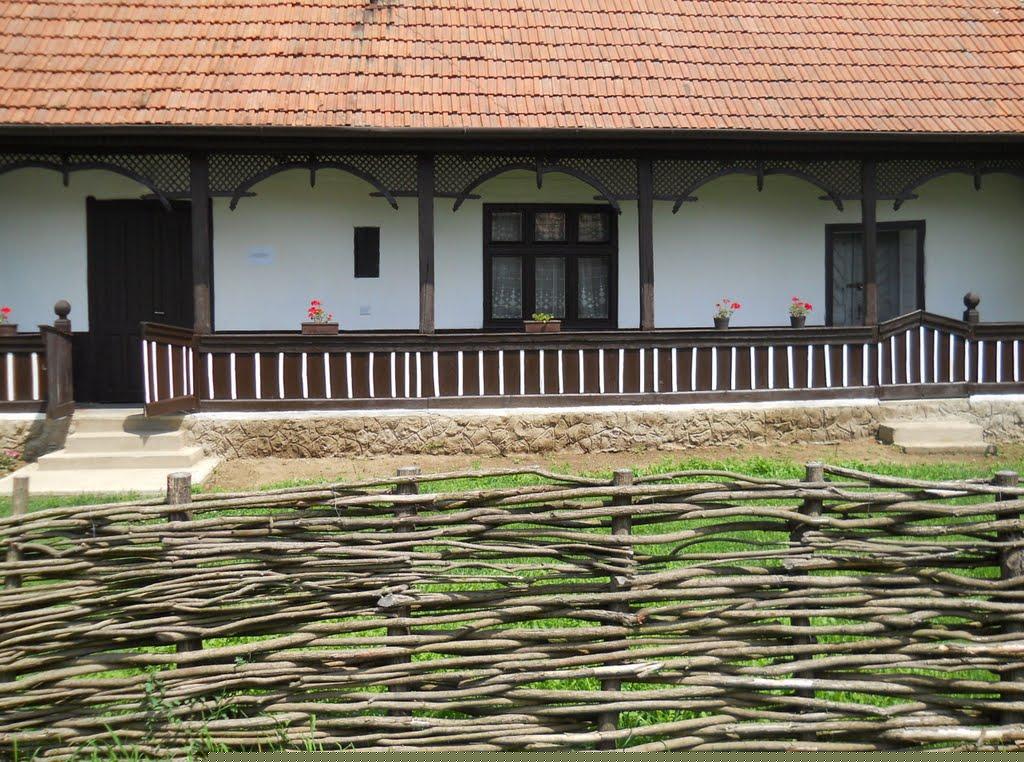Буців з panoramio.com - Буцов