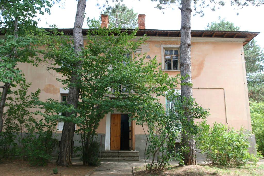 Научний з panoramio.com - Научный