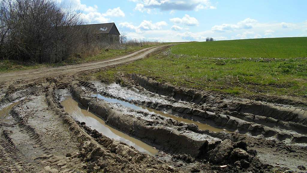 Канава з усіх сторін - Канава