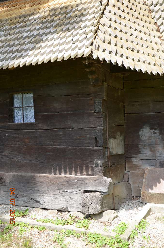 Крайніковський шедевр дерев'яної архітектури - Крайниково