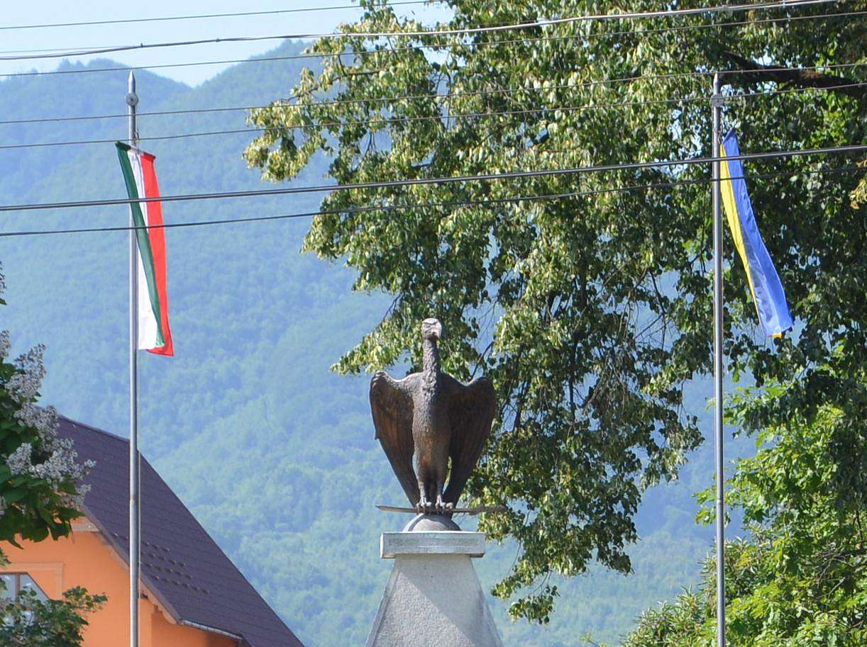 селище Вишково - Вишково