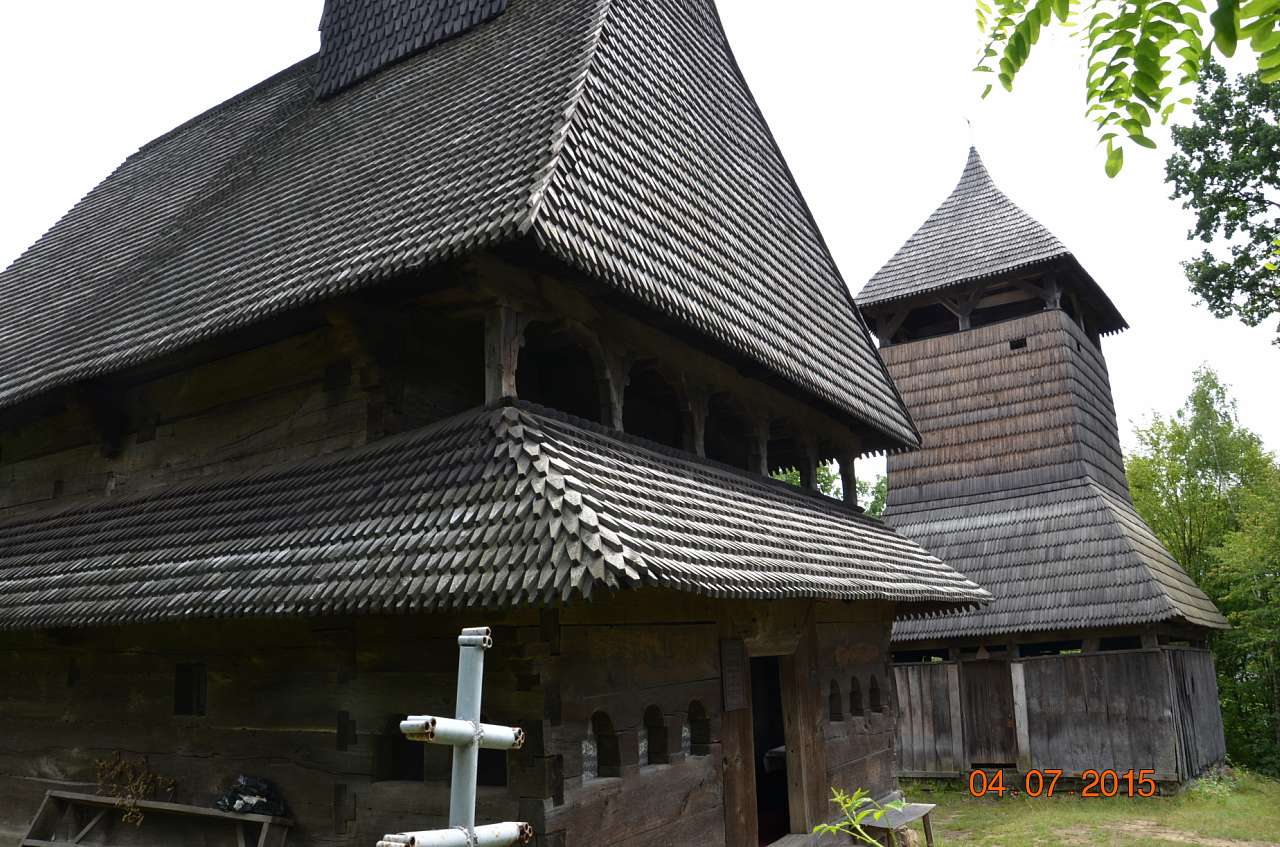 Мармарошська церковна архітектура - Данилово