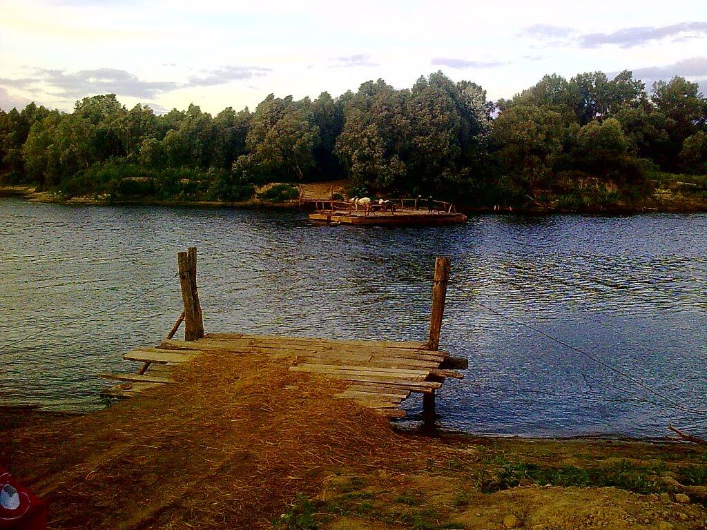 Салтикова Дівиця з panoramio.com - Салтикова Дівиця