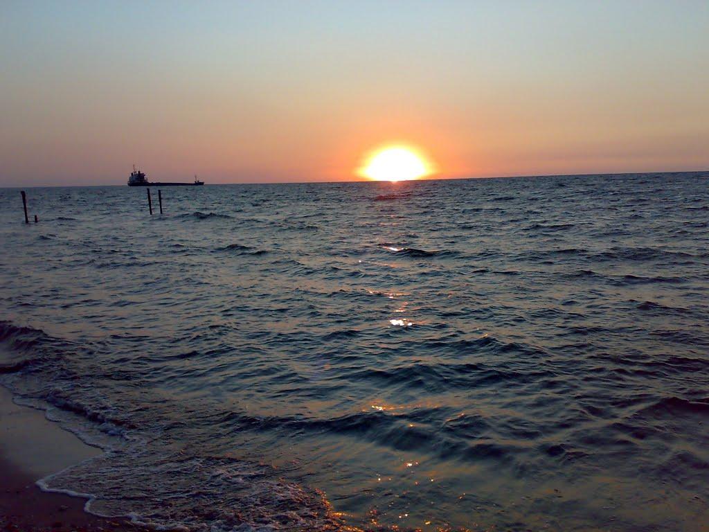 Маяк з panoramio.com - Маяк