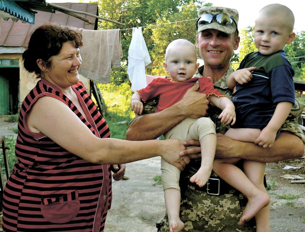 БІЙЦІ  І  ВОЛОНТЕРИ - 2 - Шпола