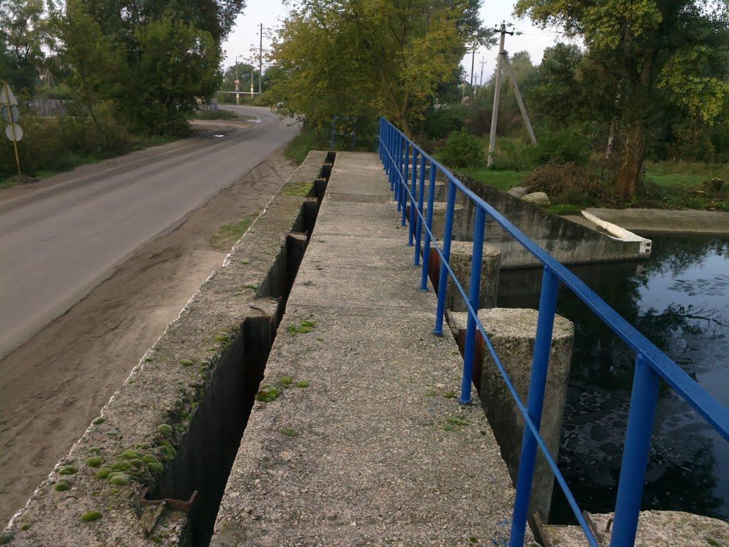 Вишеньки з panoramio.com - Вишеньки