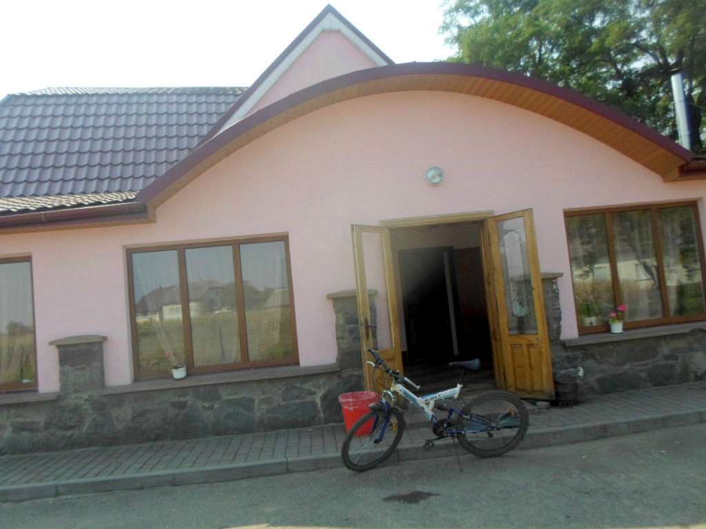 Магазин - Пукеничі