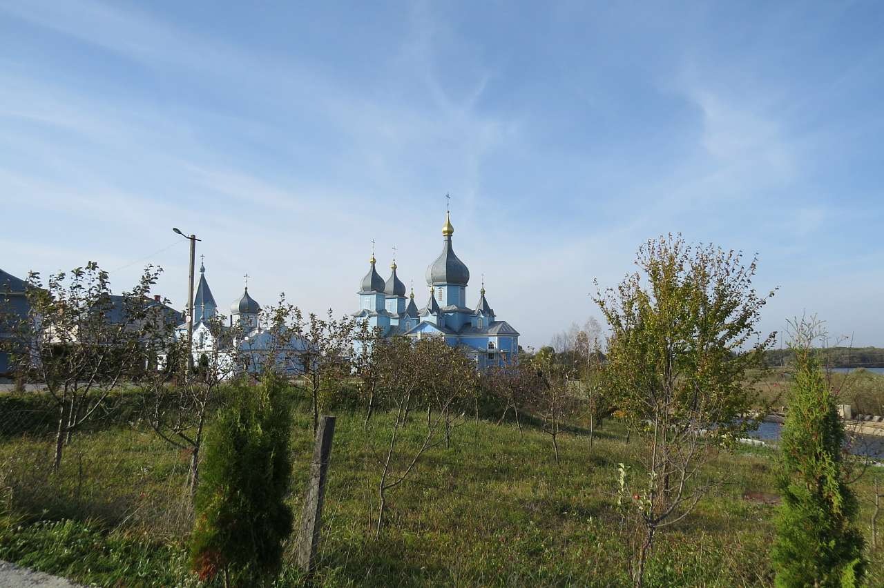 ЛИПКИ. МОНАСТИР.Осінь 2014 - Липки