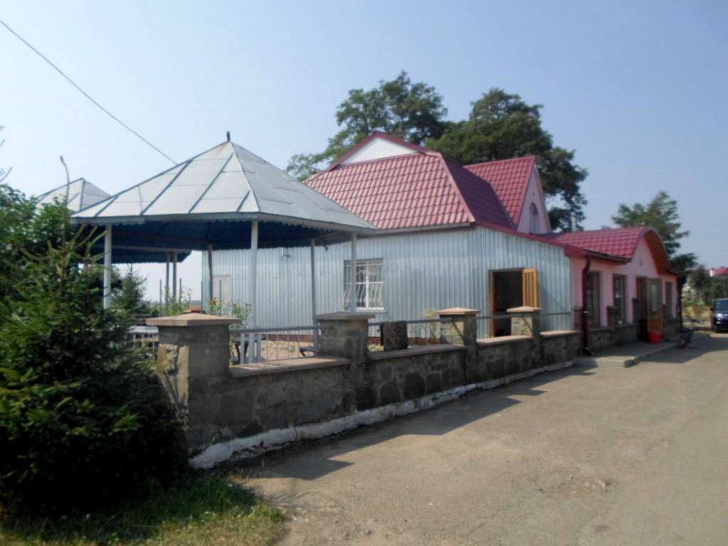 Магазин - Пукеничі