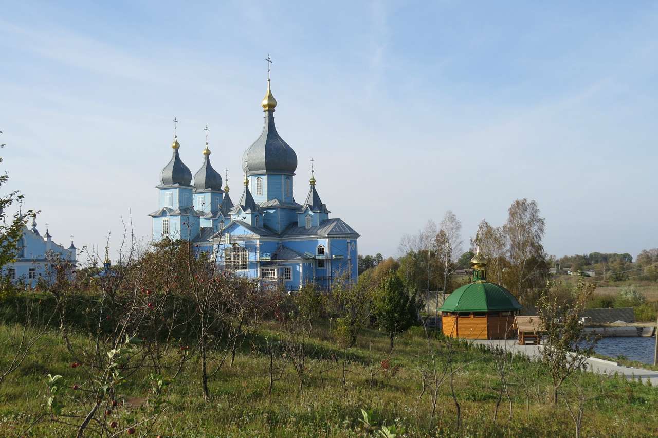 ЛИПКИ. МОНАСТИР.Осінь 2014 - Липки