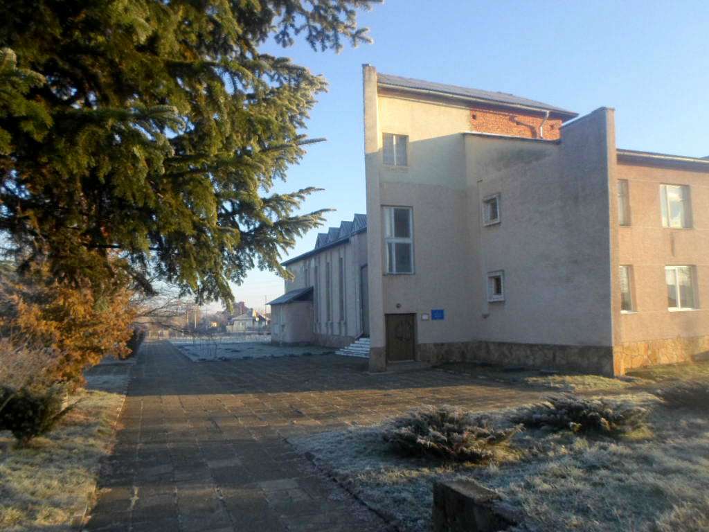 Сільська Рада, Народний дім, бібліотека... - Добряны