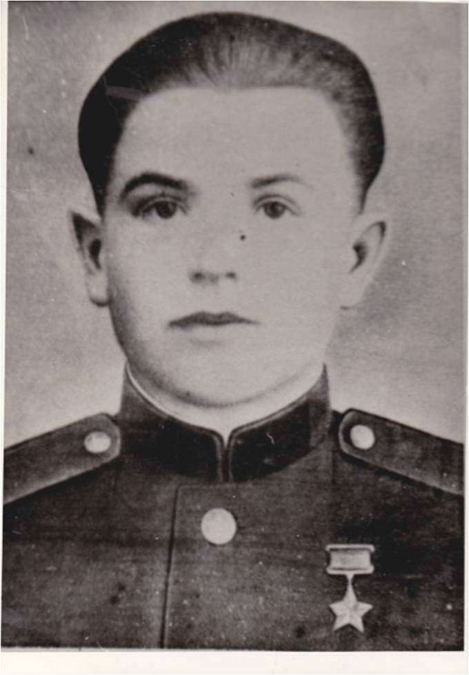 Герой Радянського Союзу Киричук В.П. - Словатичі