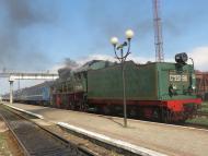 СВЯТКОВА ПОДОРОЖ НА ПАРОВОЗІ 