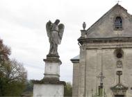 ПОМОРЯНСЬКИЙ ЗАМОК І КОСТЕЛ 