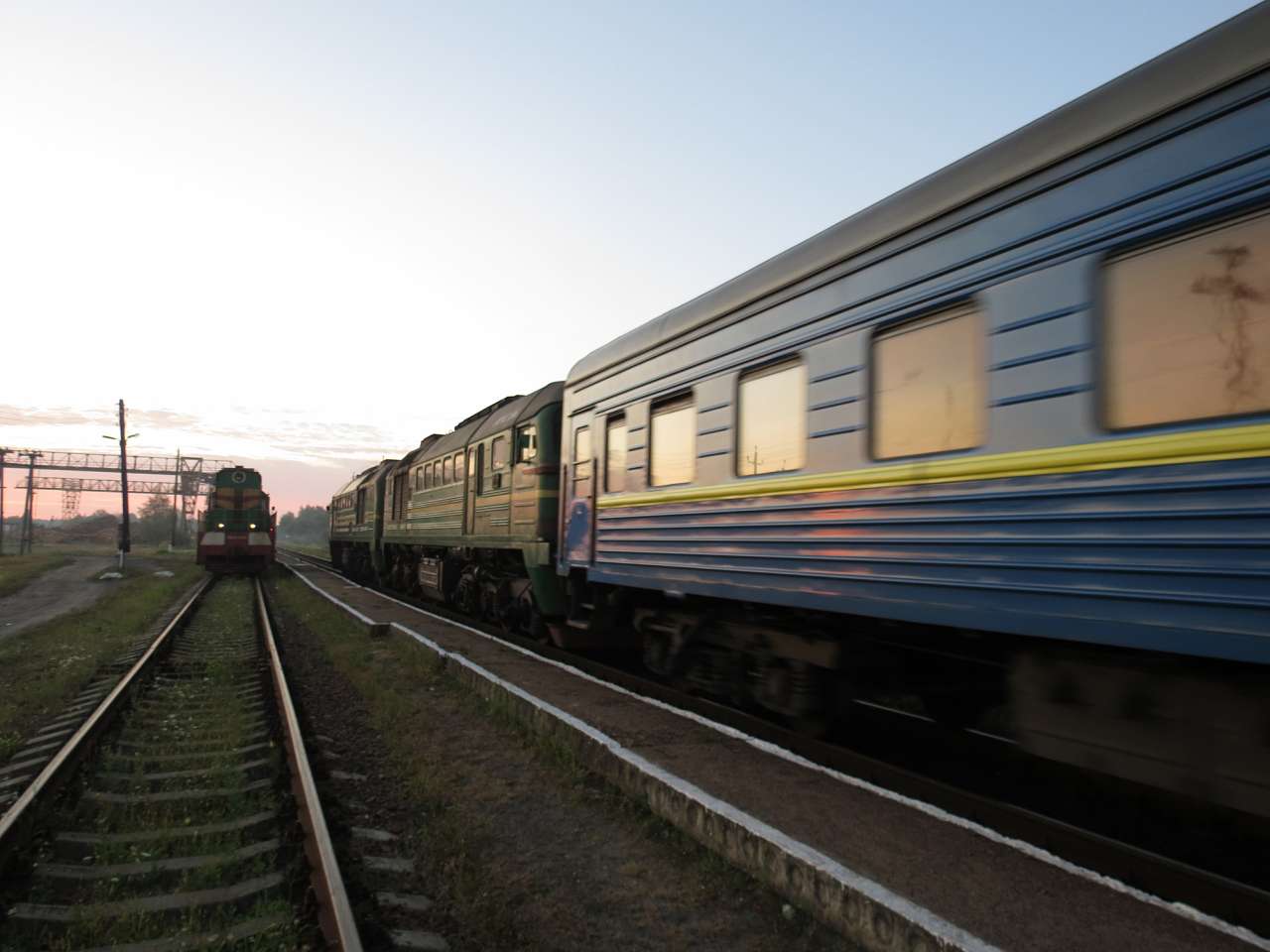 СВЯТКОВА ПОДОРОЖ НА ПАРОВОЗІ  - Смела