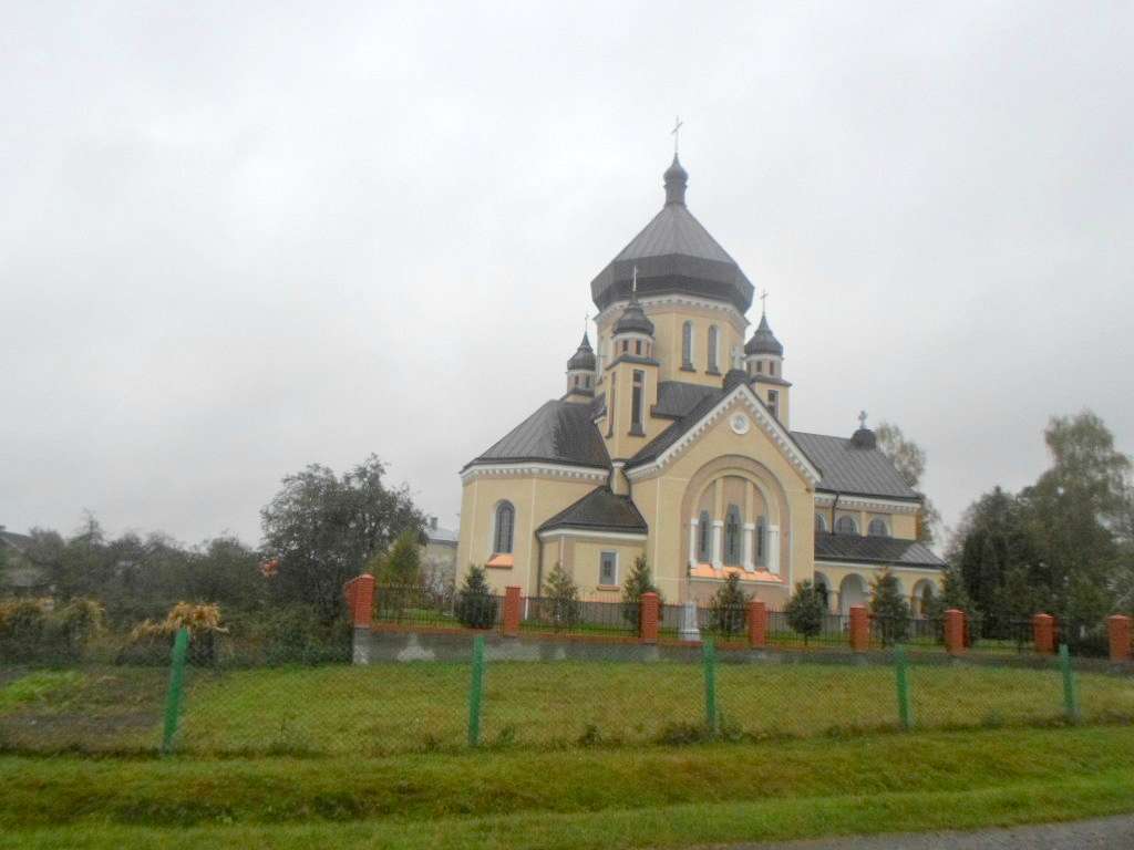 Церква святого Михаїла - Zavadiv