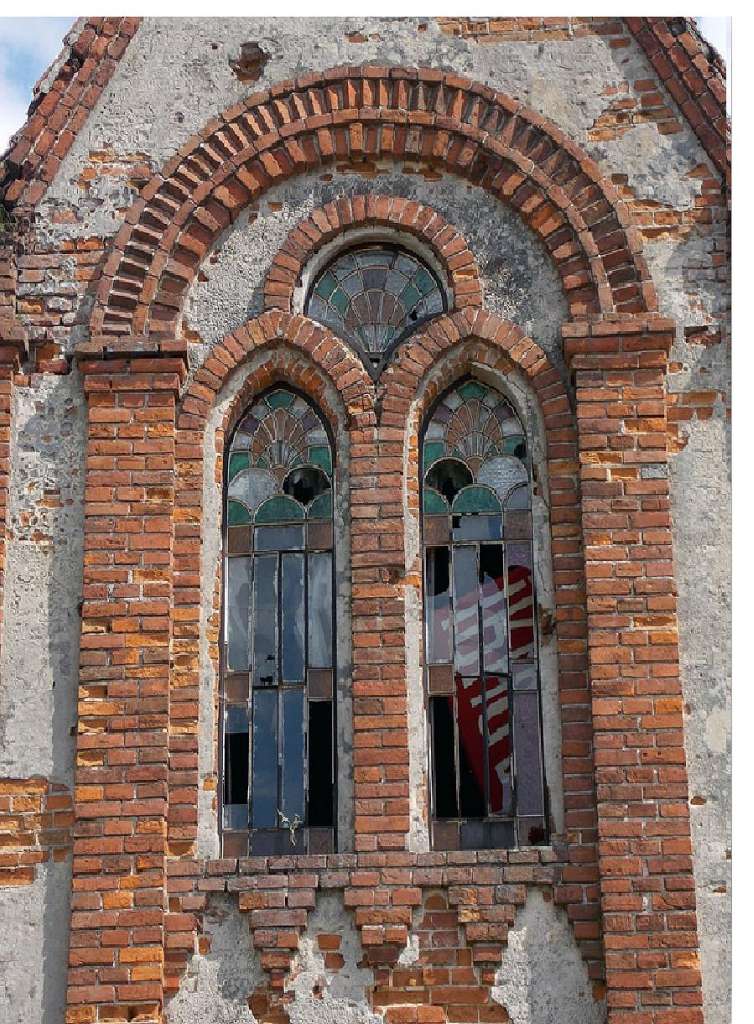 ПЕТРОПАВЛВСЬКИЙ ПАРАФІЯЛЬНИЙ КОСТЕЛ - Поляни