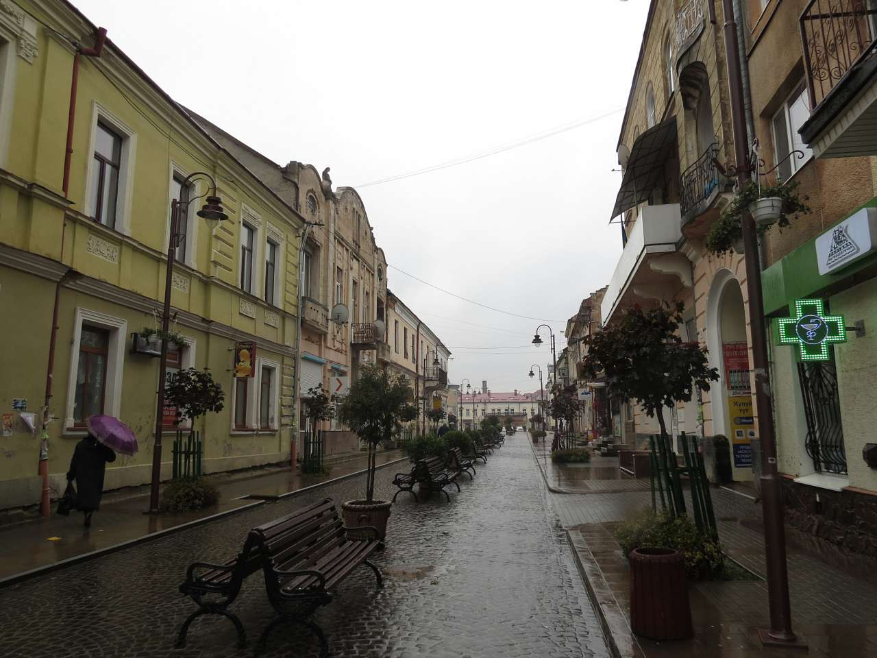 ВУЛИЧКАМИ ЗОЛОЧІВА - Золочів