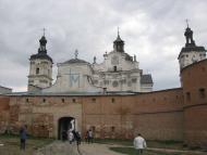 МОНАСТИР БОСИХ КАРМЕЛІТІВ