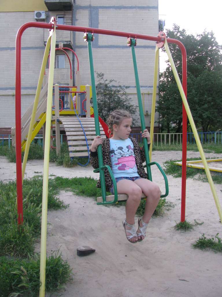 НА ДИТЯЧОМУ МАЙДАНЧИКУ - Борисполь