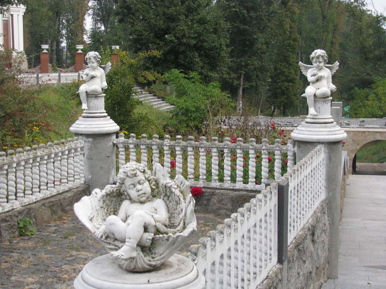 МОНАСТИРСЬКИЙ ЛАНДШАФТНИЙ ПАРК - Томашівка