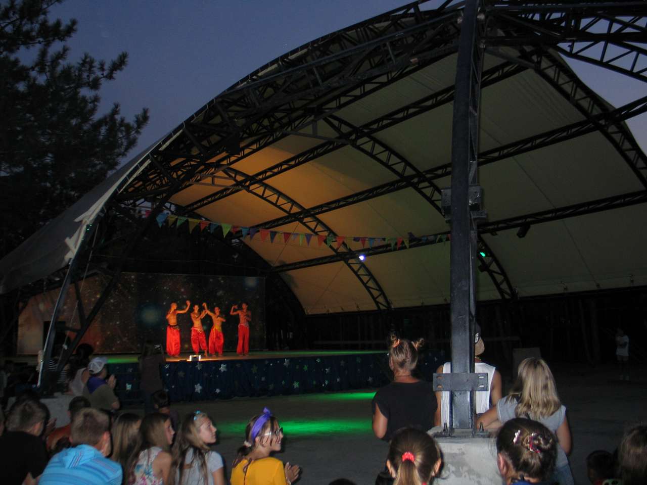 ДИТЯЧИЙ ТАБІР КОСМОС - Рибаківка