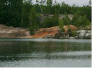 Рукотворне радіоактивне озеро